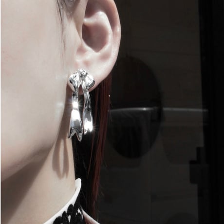 Ribbon small earing