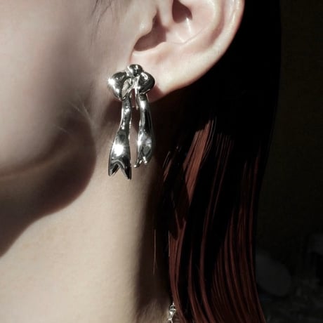 Ribbon small earing