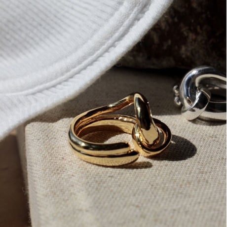 Clarity coil earcuff ring (one color)