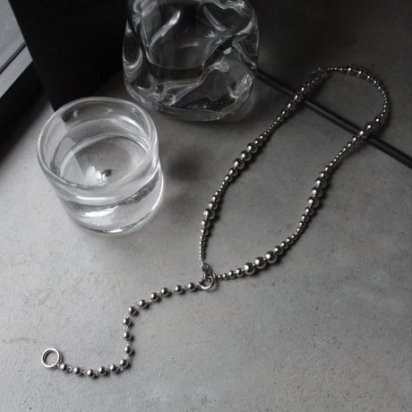 Metal ball carabiner necklace / Long