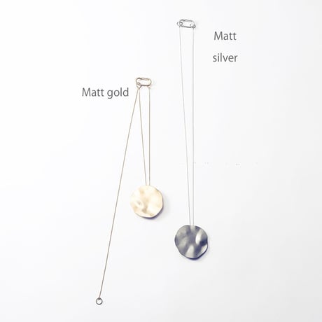 Large disc necklace