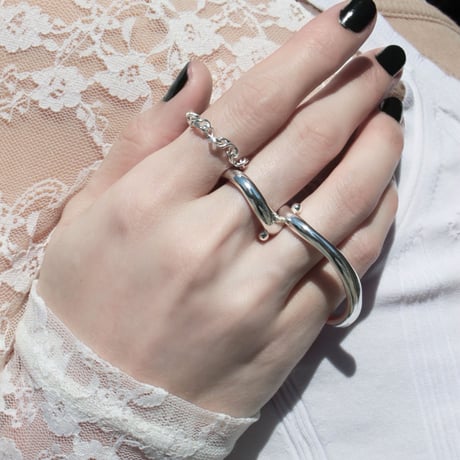 kinetic w ring (one color)