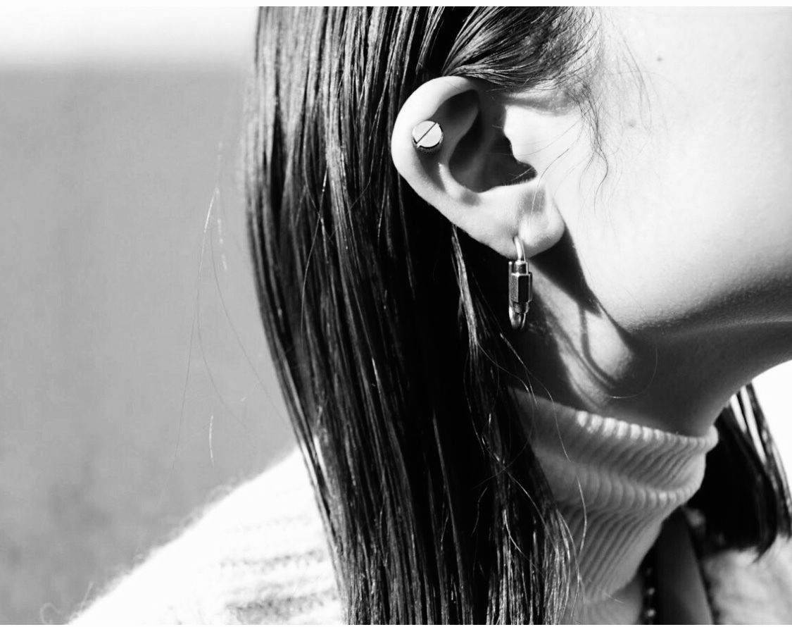 ピアス rie Slit bis magnet pierce (1P)［Unisex line］ | Soie