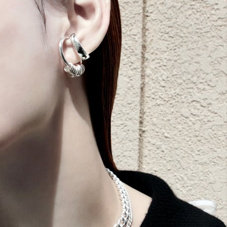Infinity coil cuff ring (one color)