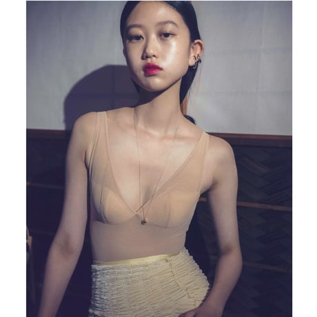 Moist drop single necklace