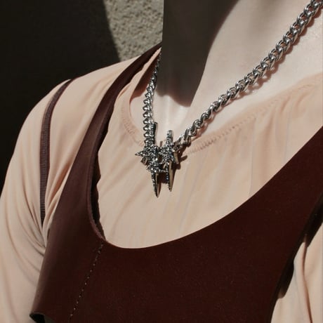 Étoile stone necklace
