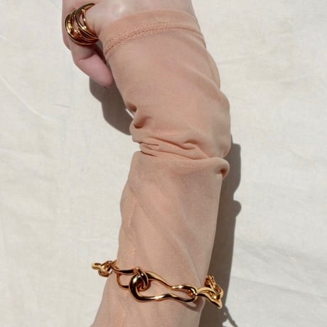 Connect loop bracelet