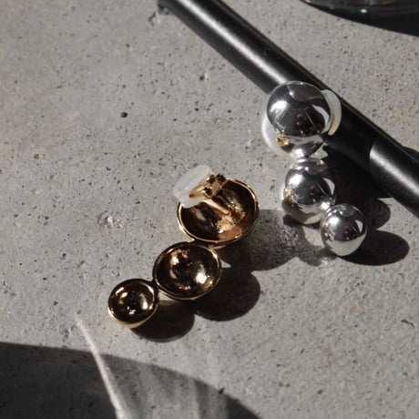 Pome motif earing (1p)