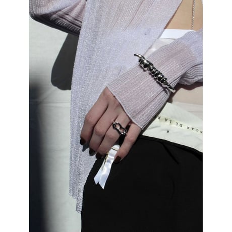 Bit motif ring
