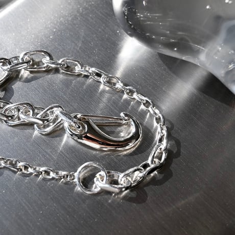 Key motif carabiner bracelet