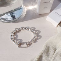 Clip middle bracelet
