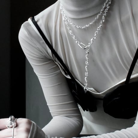 Figue clip necklace