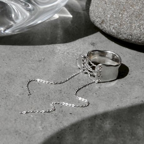norme playing chain pinky ring / SV925