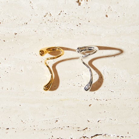Metal art stand cuff (one color)