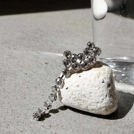 Stone drop ear clip (1P)