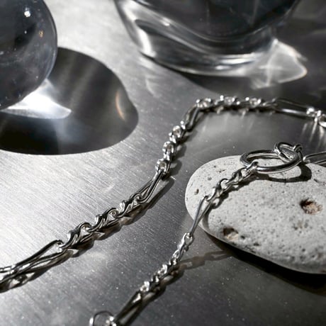 Heart barbell necklace