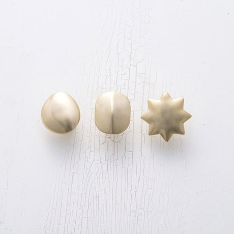 Dead stock motif ring