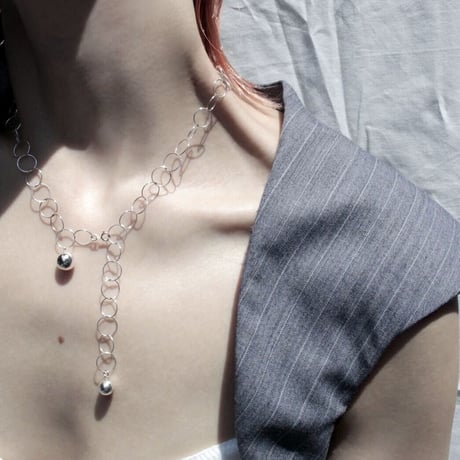 Halo vine necklace