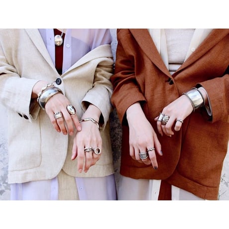 Coil knot ring