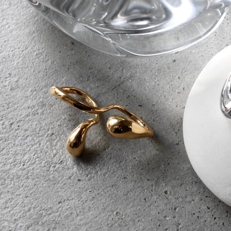 Metal art stand ring (one color)
