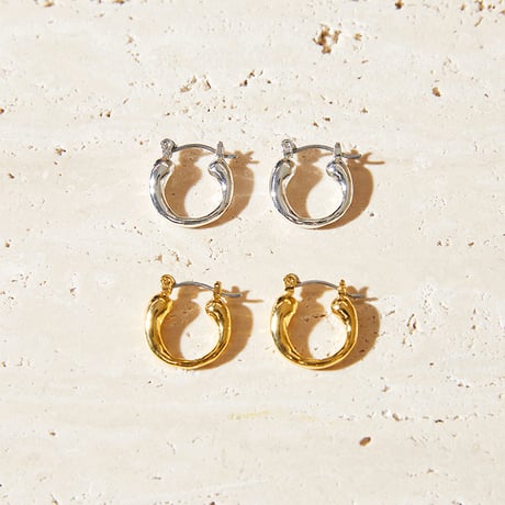 Metal art hoop pierce (one color)