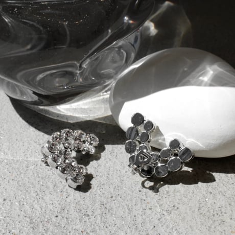 Stone curve earring (2P)