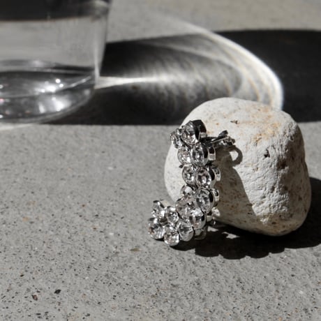 Stone curve ear clip (1P)