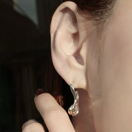 Fibula pierce (one color)