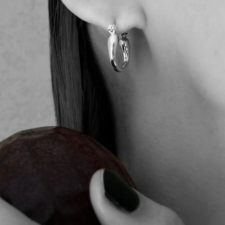 Metal art hoop pierce (one color)