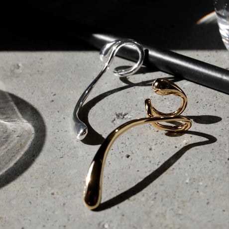 Bio earcuff