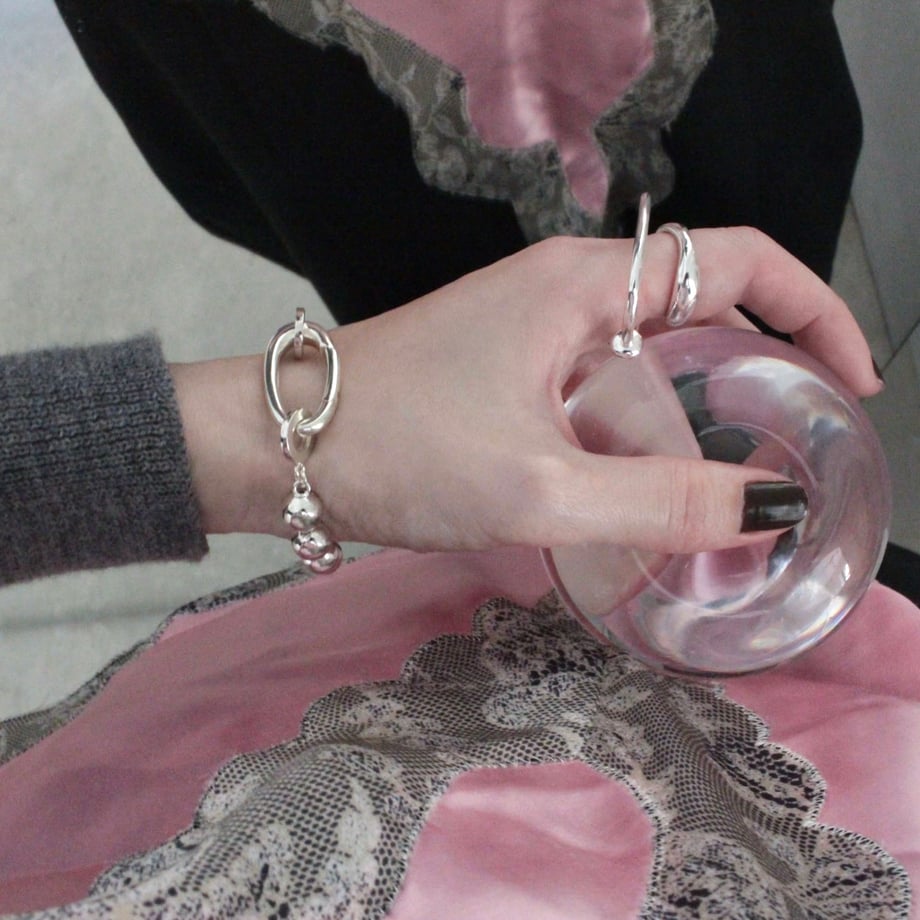 6427fd549a0285000161e012