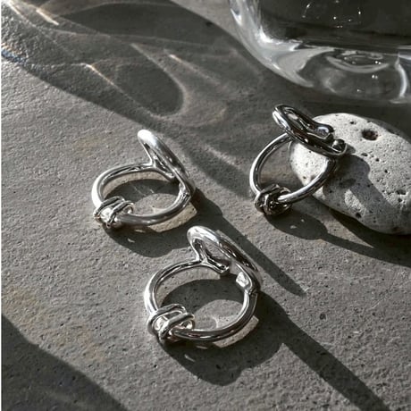 Key motif cuff ring