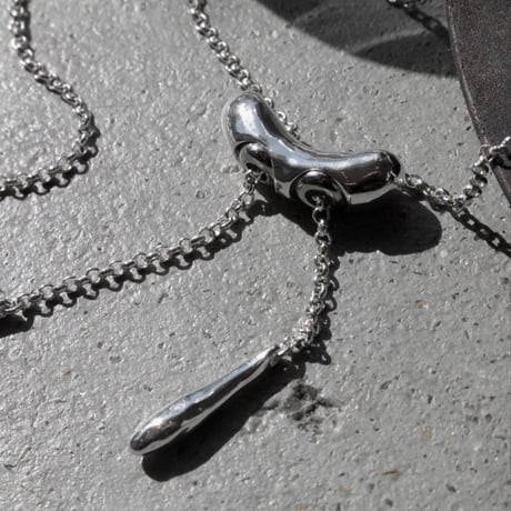 Drop loop bracelet