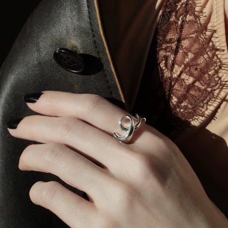 Virtual cuff ring (one color)
