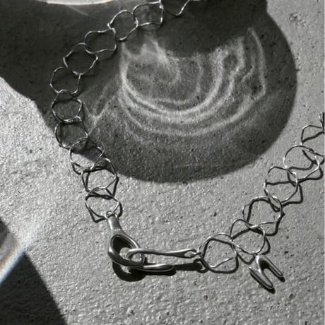norme  hook circle necklace / SV925