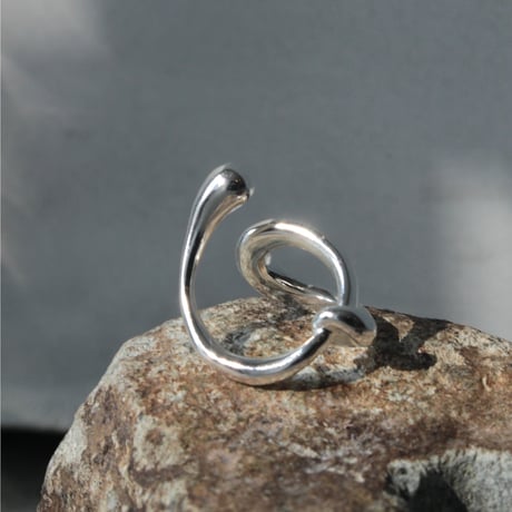 Metal art ring (one color)
