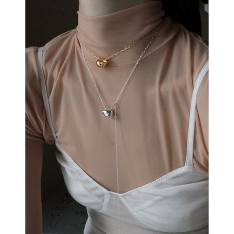 Metal large pearl necklace