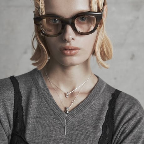 Metal pearl necklace