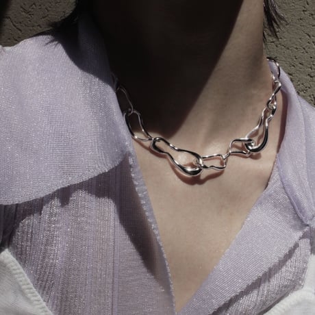 Connect loop necklace