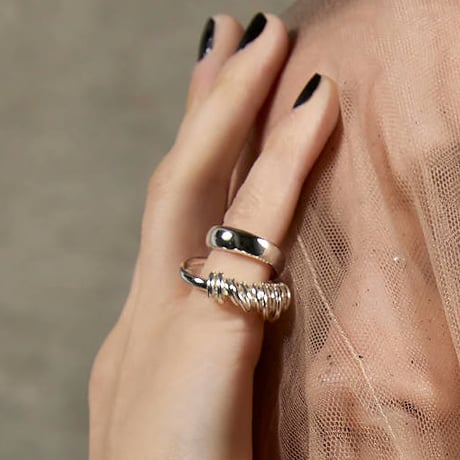 Infinity coil cuff ring (one color)