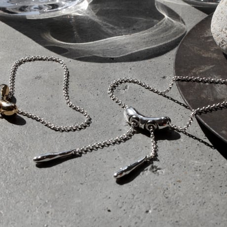 Drop loop bracelet