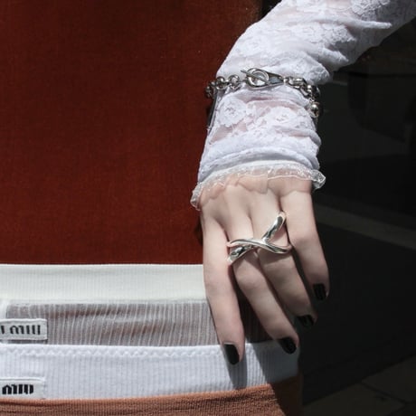 Collar bracelet