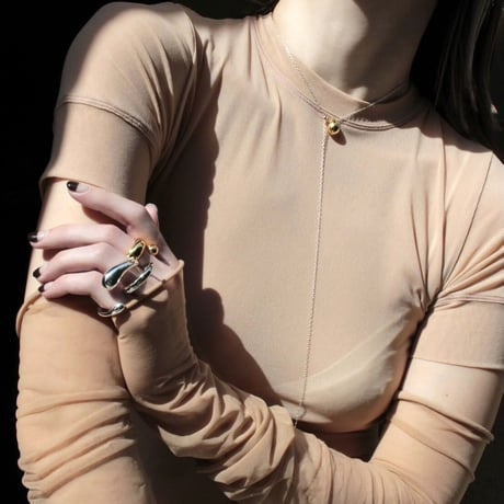 Moist drop necklace
