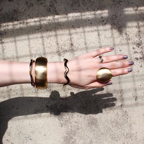 Dead stock motif ring