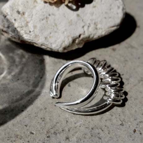 Infinity coil cuff ring (one color)