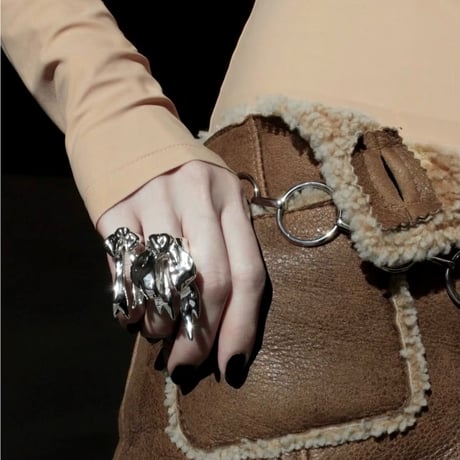 Ribbon small ring