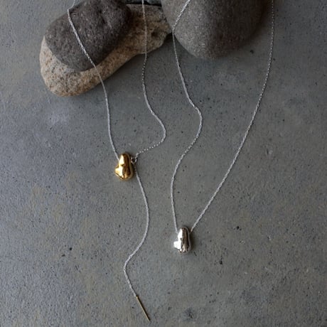Poire long necklace