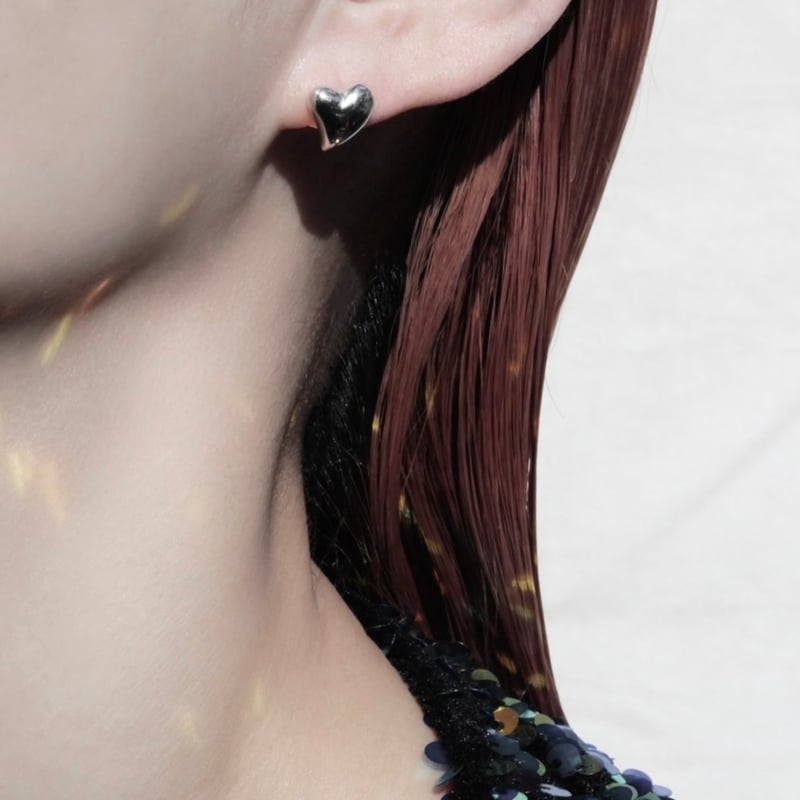 新品未使用　PREEK TINY HEART EARRINGS ピアス by Preek＞タイニー ハート ピアス（ピアス（両耳用））｜by