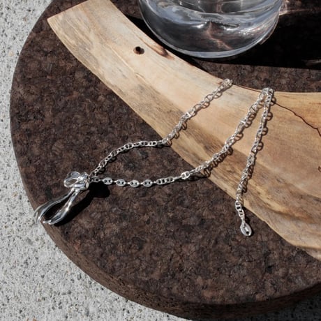Ribbon small necklace