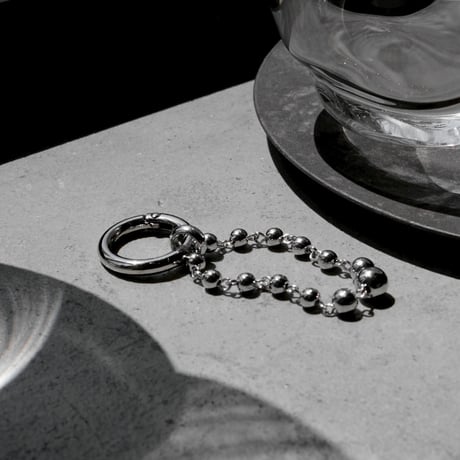 Metal ball carabiner ring